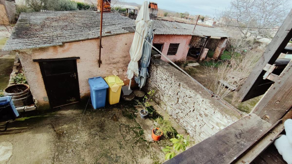 Haus Zu verkaufen - ISTARSKA SVETVINČENAT