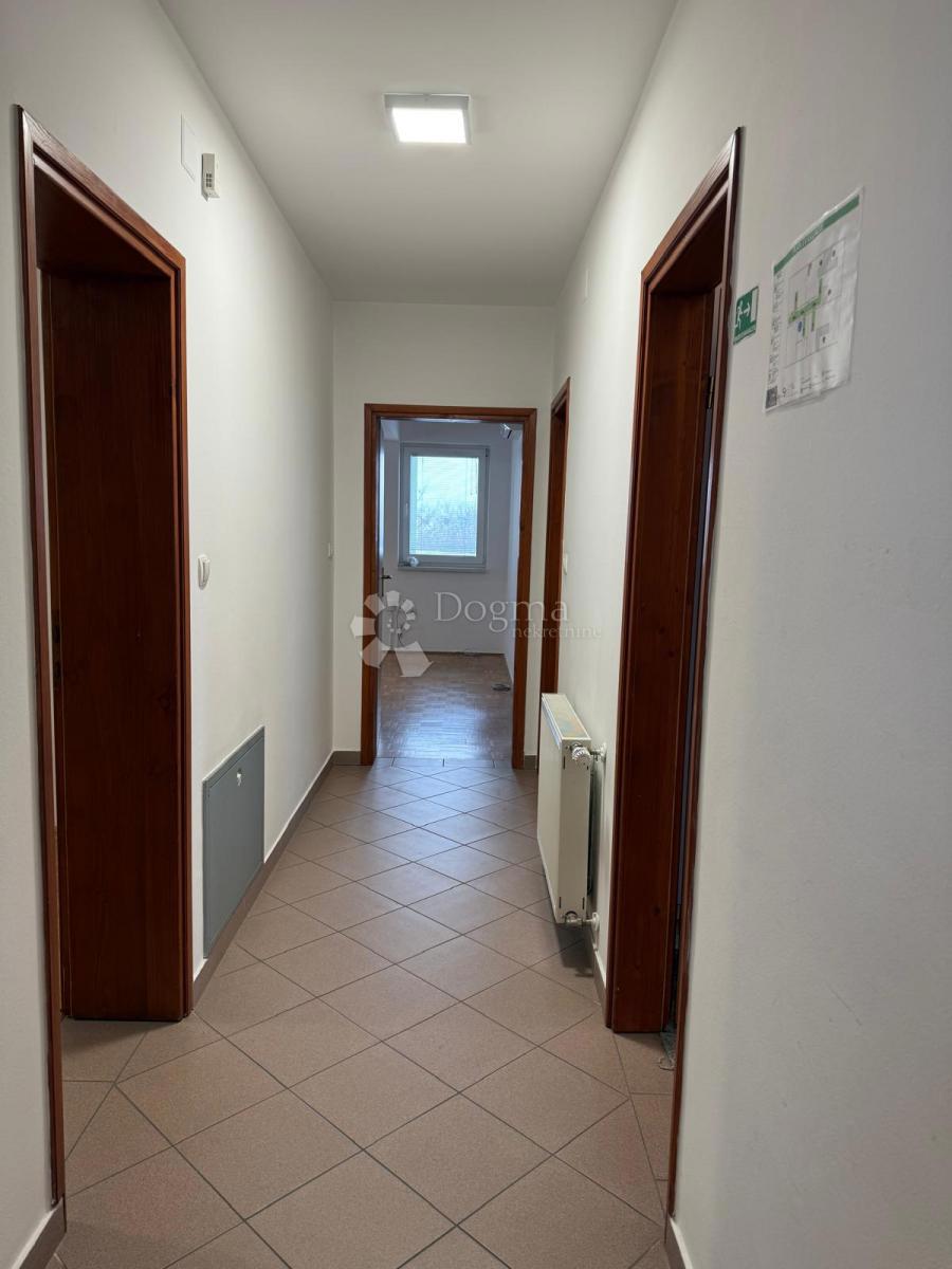 Locaux commerciaux À vendre - VARAŽDINSKA VARAŽDIN
