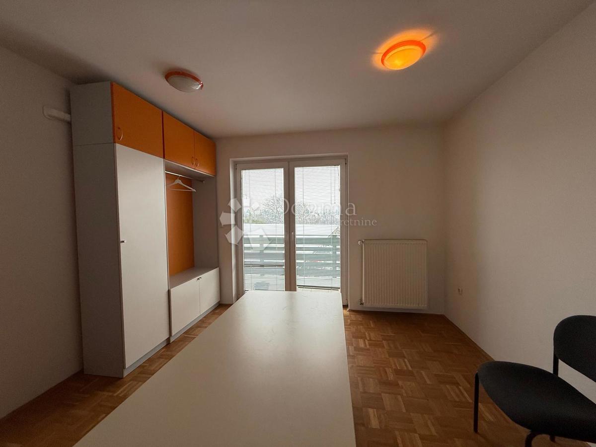 Locaux commerciaux À vendre - VARAŽDINSKA VARAŽDIN