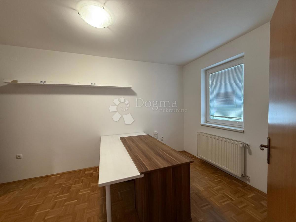 Locaux commerciaux À vendre - VARAŽDINSKA VARAŽDIN
