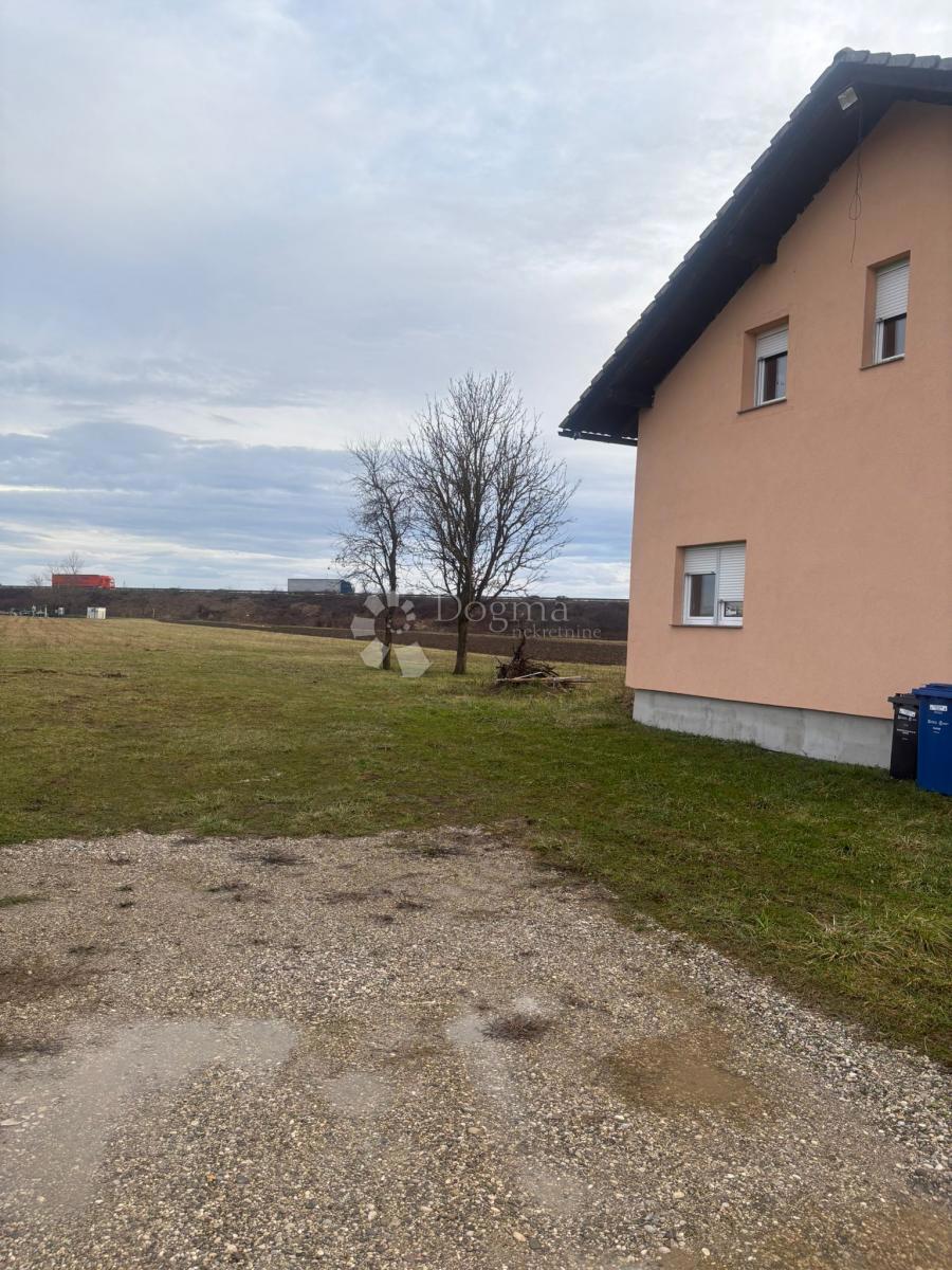 Kuća Na prodaju - ZAGREBAČKA VELIKA GORICA