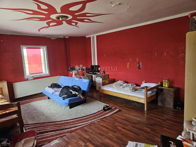House for sale 350 m² – Gornji Kneginec