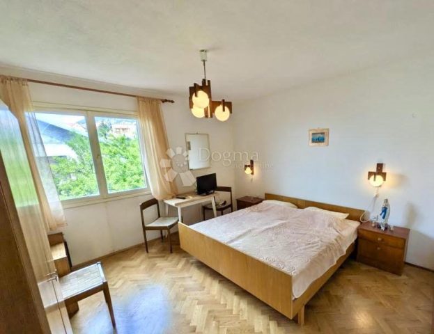 Flat for sale 95 m² – Karlobag