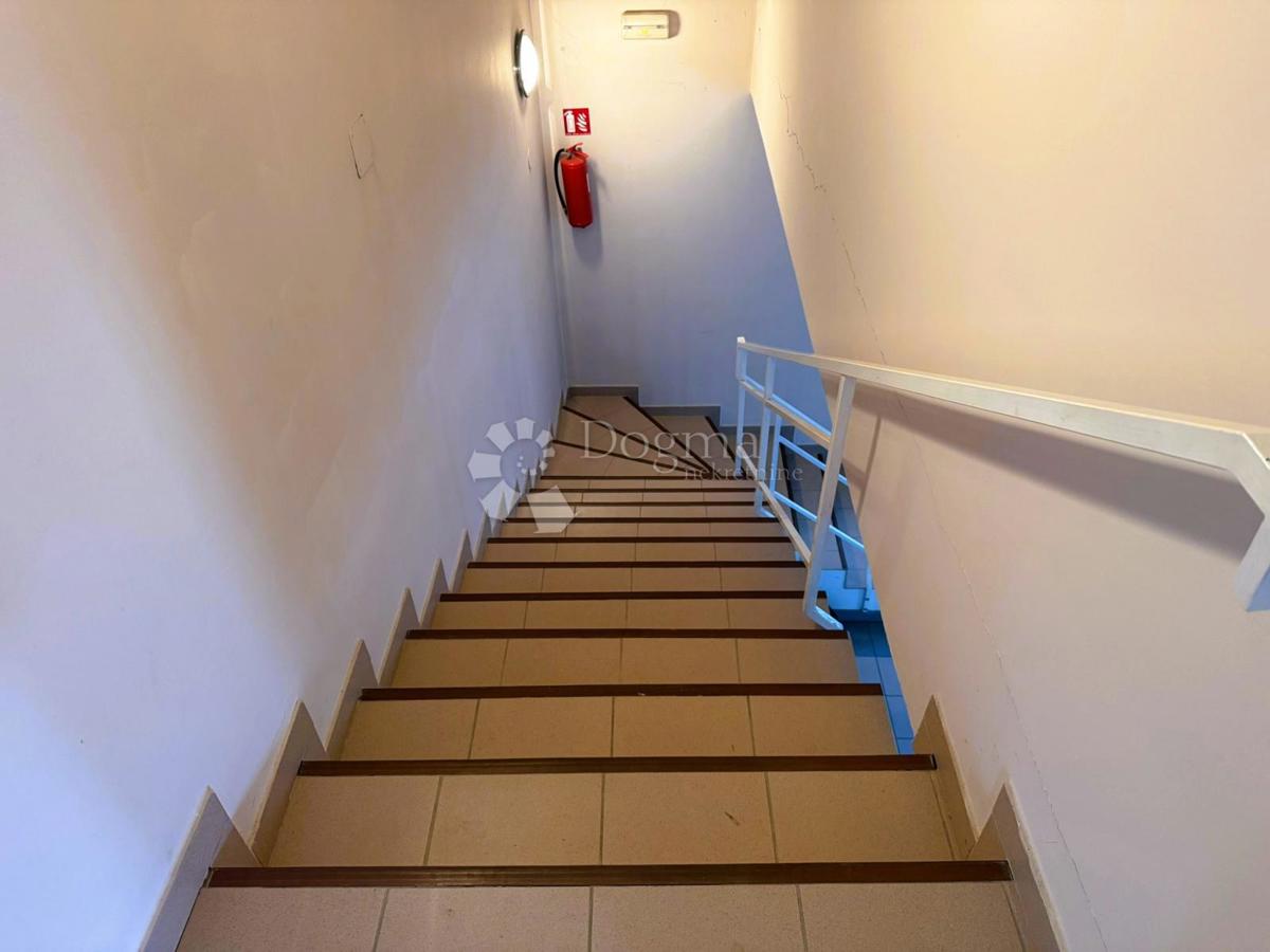 Poslovni prostor Na prodaju - VARAŽDINSKA TRNOVEC BARTOLOVEČKI