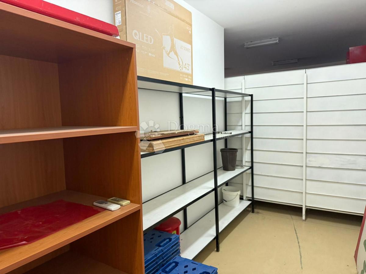 Poslovni prostor Na prodaju - VARAŽDINSKA TRNOVEC BARTOLOVEČKI
