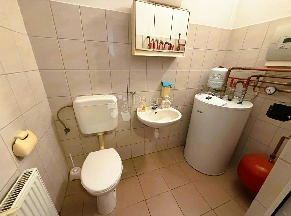 Poslovni prostor Na prodaju - VARAŽDINSKA TRNOVEC BARTOLOVEČKI