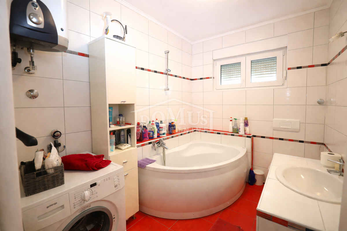 Flat For sale - ŠIBENSKO-KNINSKA VODICE