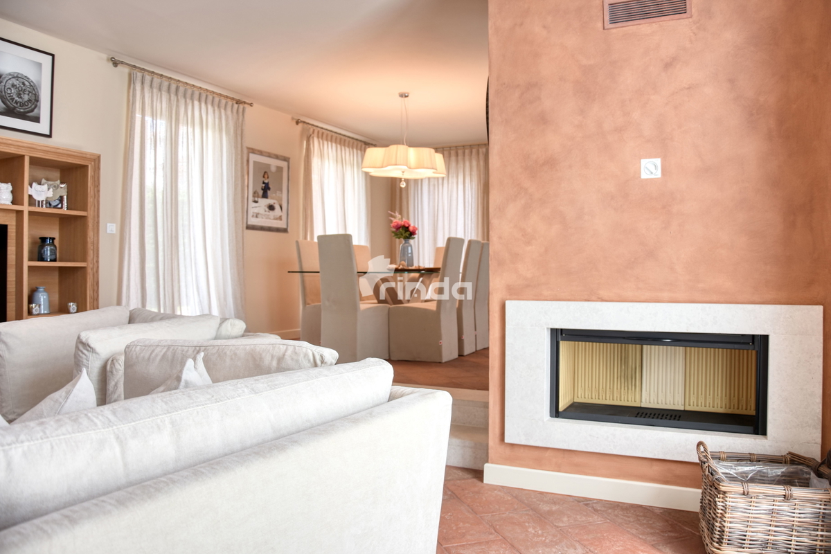 Maison À vendre - ISTARSKA TAR-VABRIGA