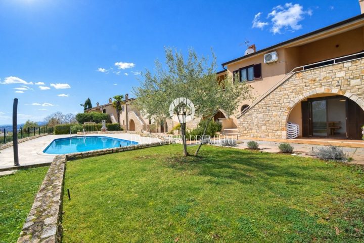 Hiša na predaj 143 m² – Poreč