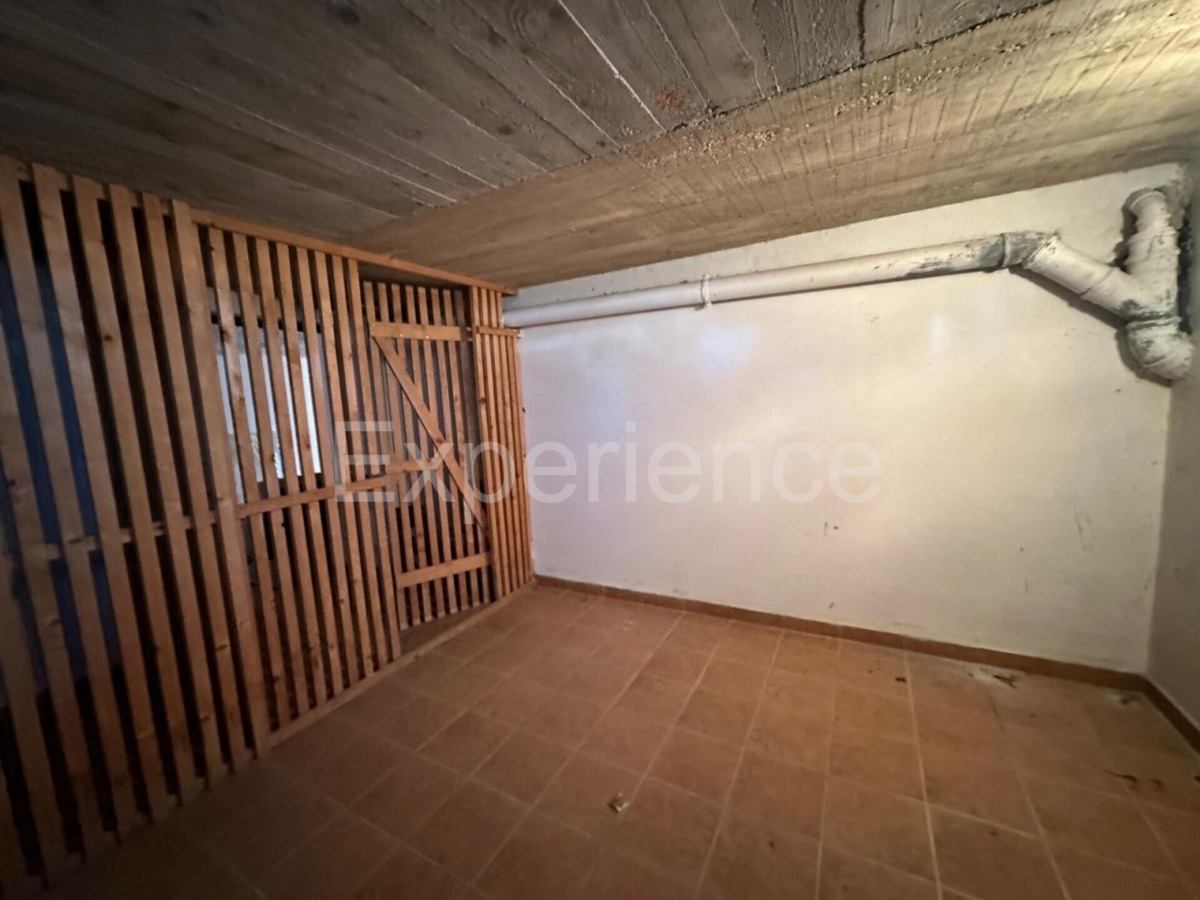 Flat For sale - ISTARSKA TAR-VABRIGA