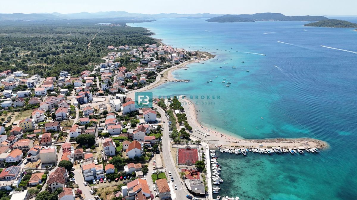 House For sale - ŠIBENSKO-KNINSKA VODICE