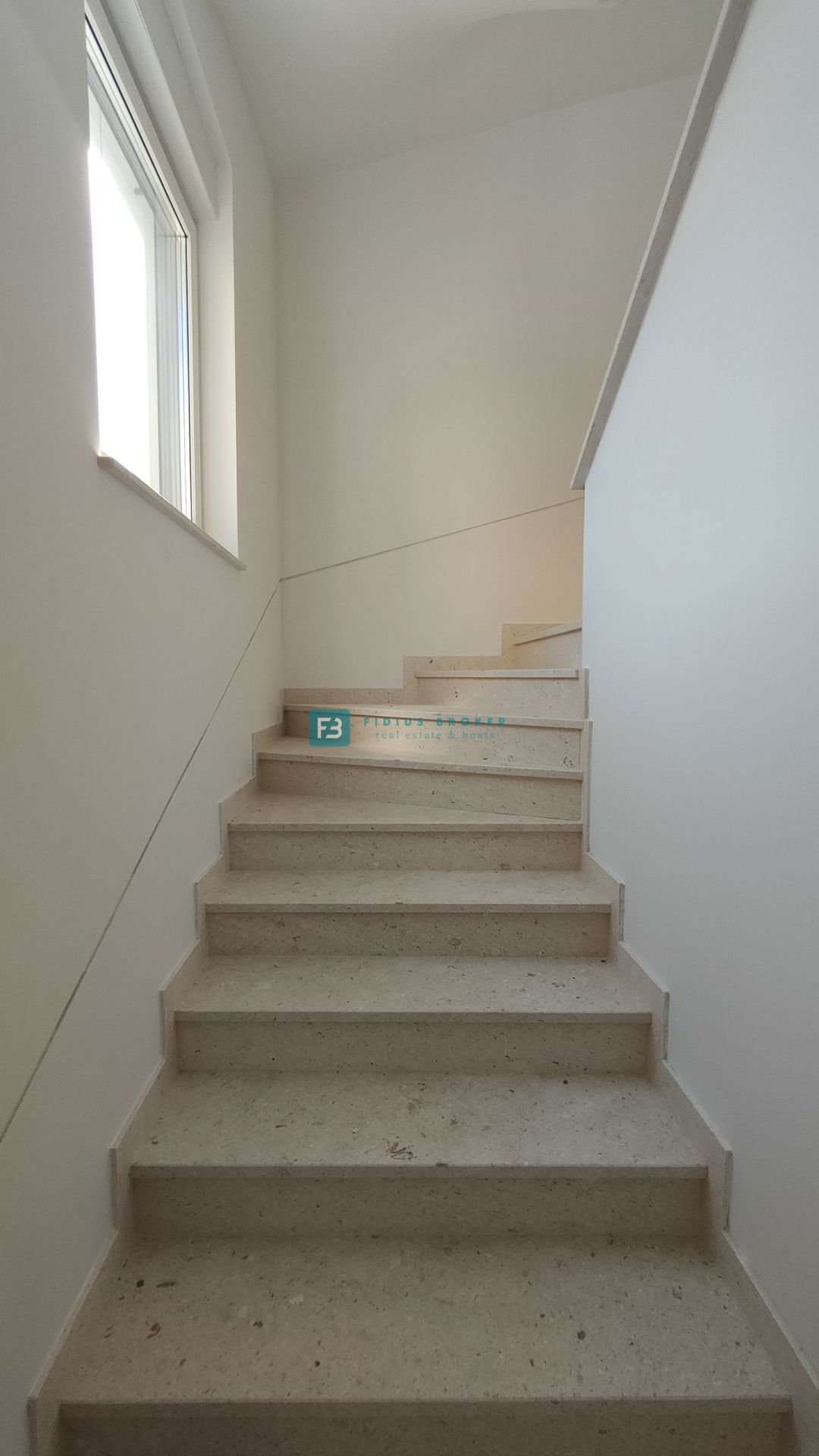House For sale - ŠIBENSKO-KNINSKA VODICE