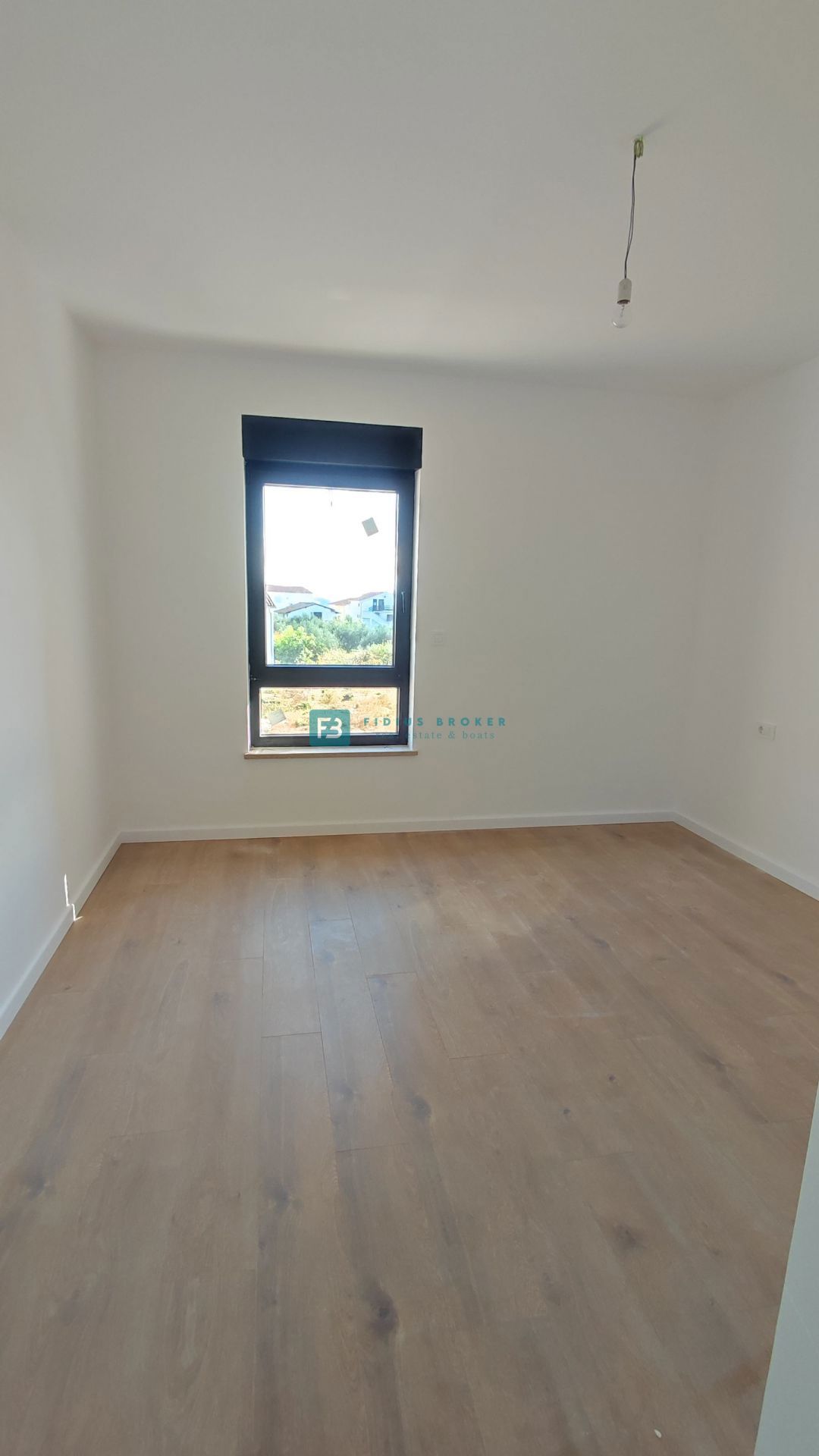 Appartement À vendre - ŠIBENSKO-KNINSKA TRIBUNJ