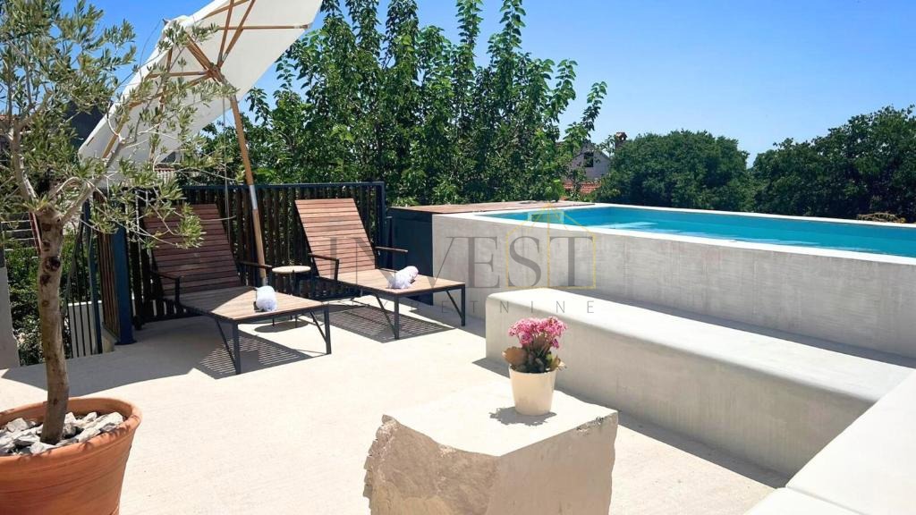 House For sale - SPLITSKO-DALMATINSKA BRAČ