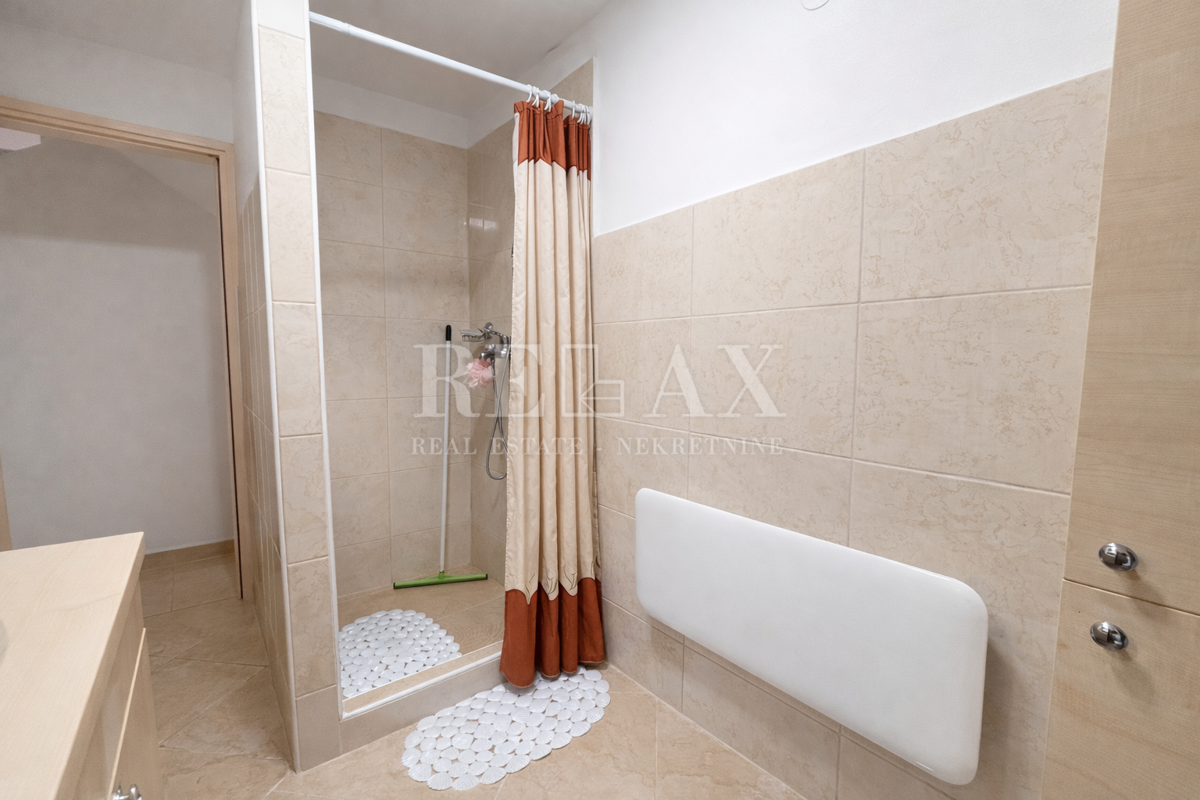 House For sale - PRIMORSKO-GORANSKA NOVI VINODOLSKI