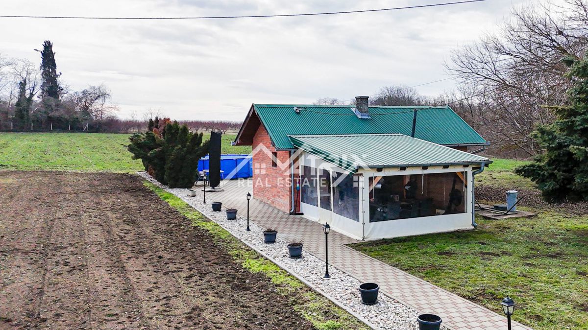 Kuća Na prodaju - OSJEČKO-BARANJSKA ERDUT