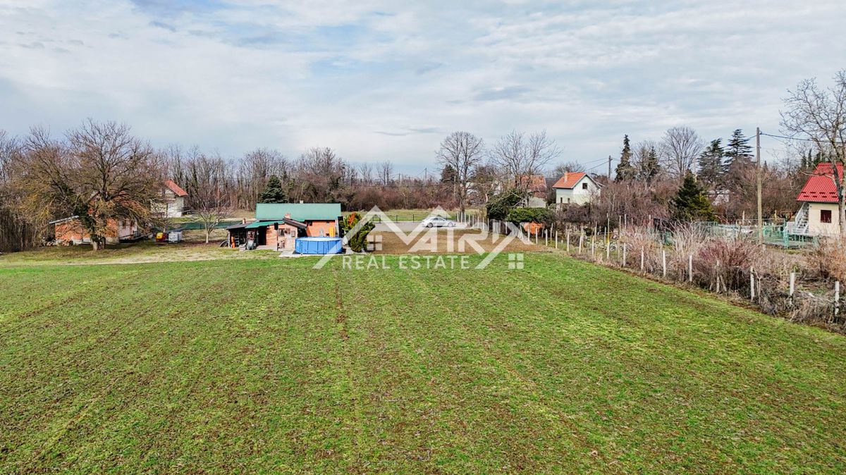 Kuća Na prodaju - OSJEČKO-BARANJSKA ERDUT