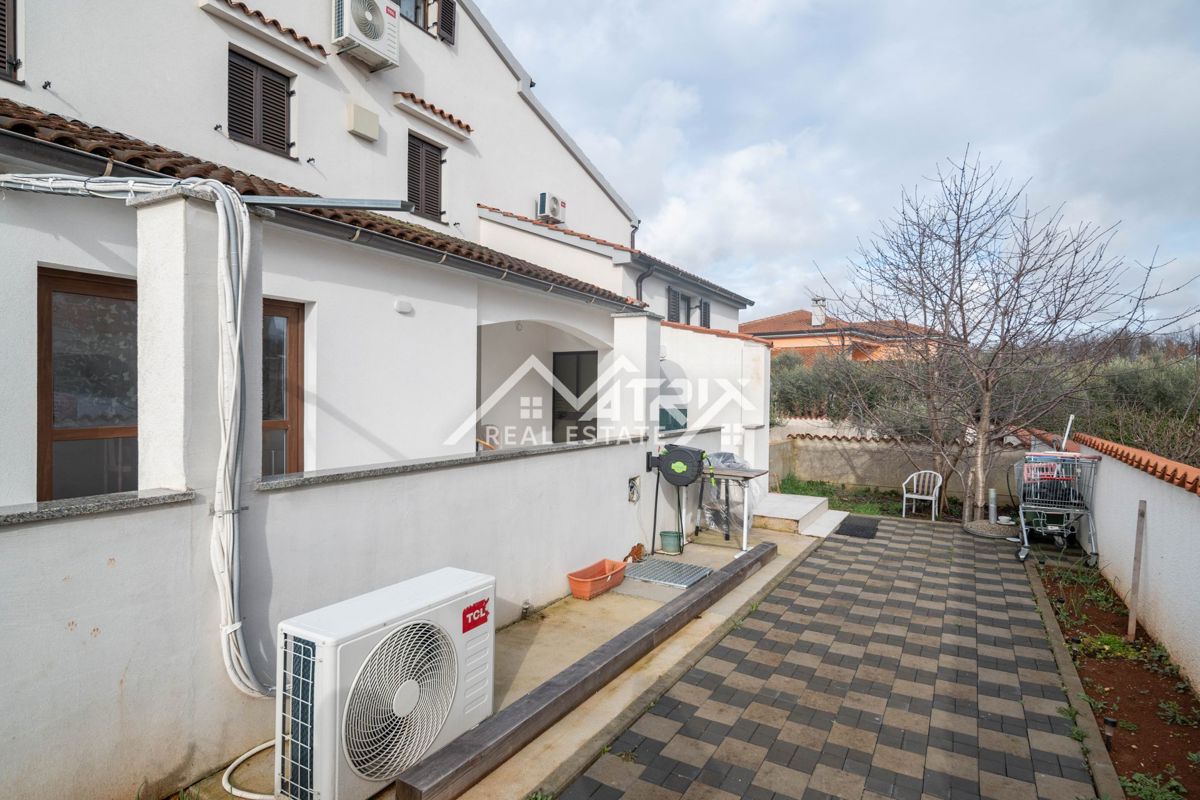 Apartmán Na predaj - ISTARSKA POREČ