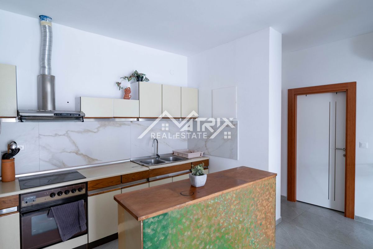Apartmán Na predaj - ISTARSKA POREČ