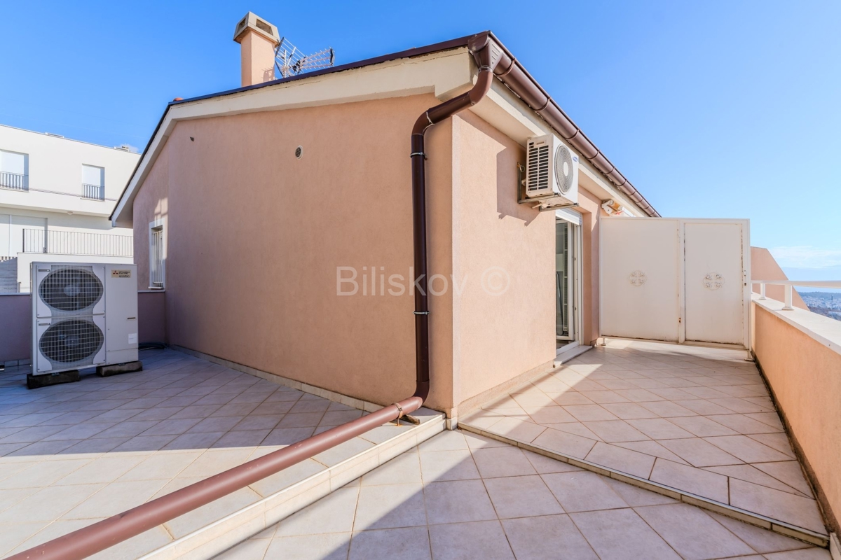 Casa In vendita - PRIMORSKO-GORANSKA CRIKVENICA
