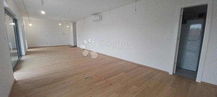 Apartmán Na predaj - Osječko-baranjska Osijek - foto 3/13