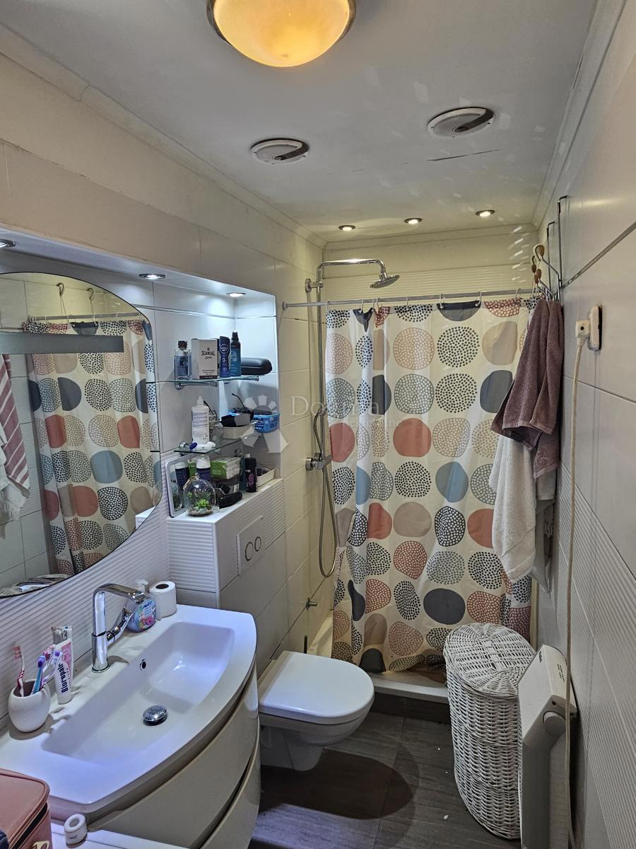 Apartment Zu verkaufen - ŠIBENSKO-KNINSKA ŠIBENIK