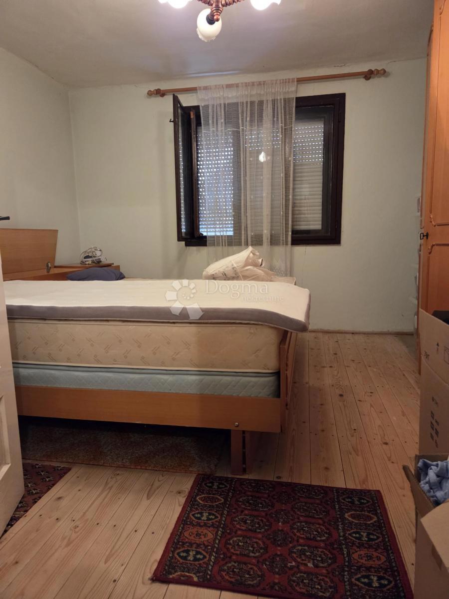 Haus Zu verkaufen - OSJEČKO-BARANJSKA VALPOVO