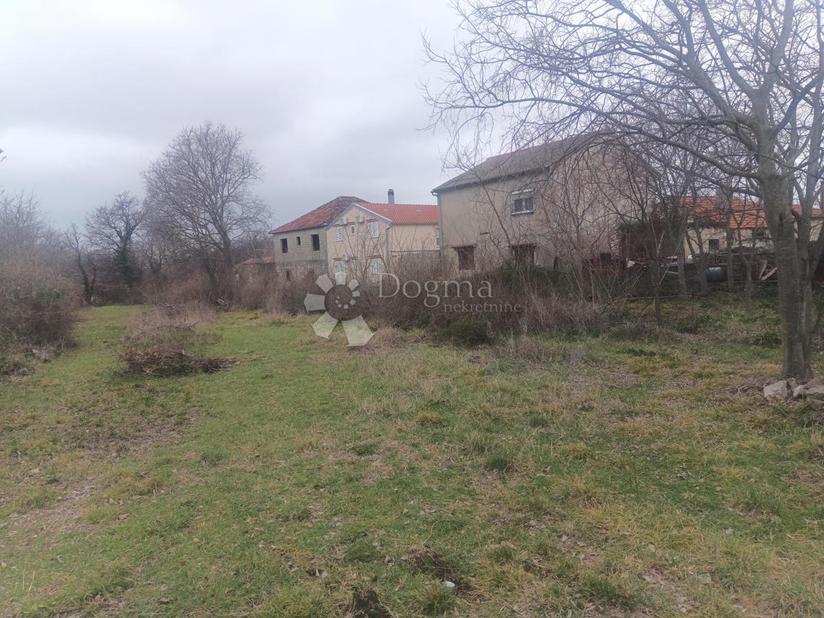 Zemljište Na prodaju - ZADARSKA ZEMUNIK DONJI
