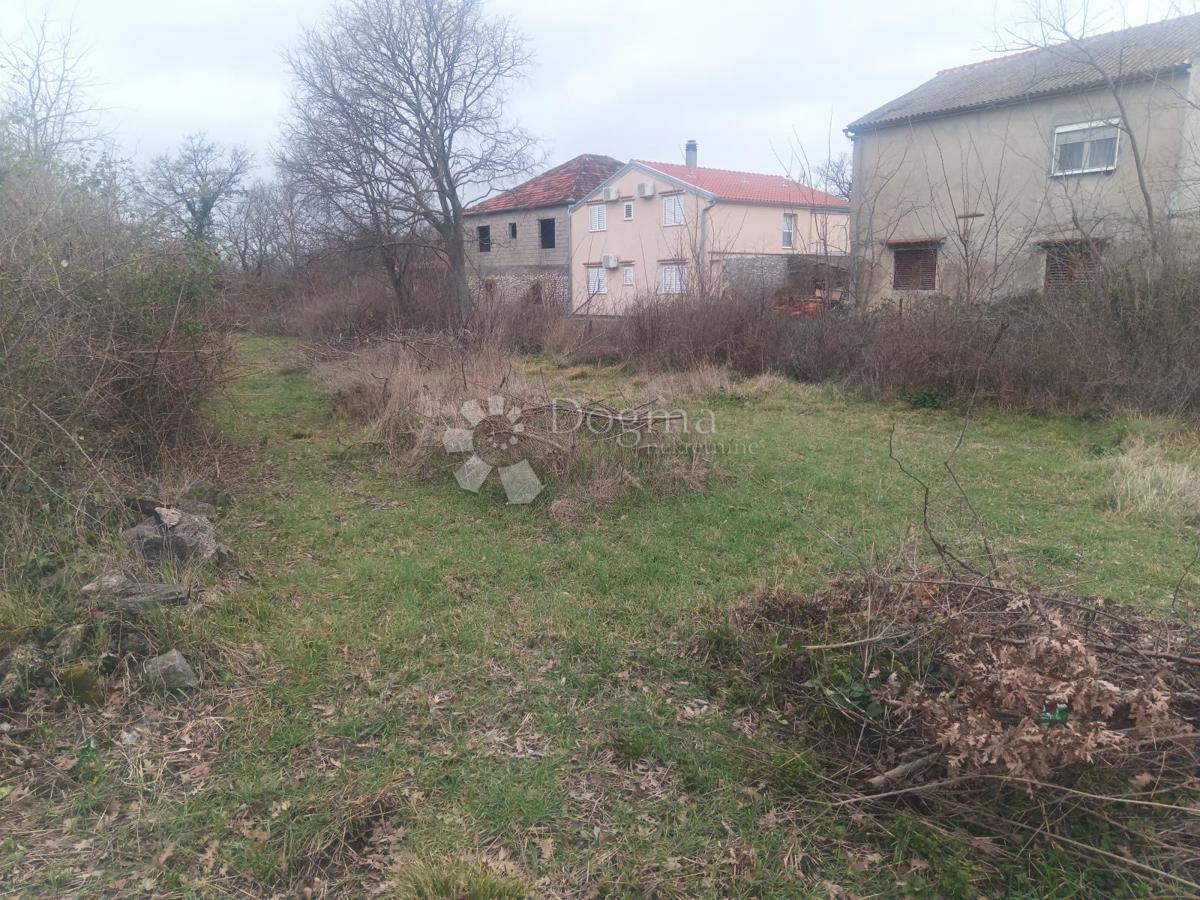Zemljište Na prodaju - ZADARSKA ZEMUNIK DONJI