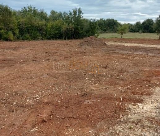 Pozemok na predaj 731 m² – Ližnjan