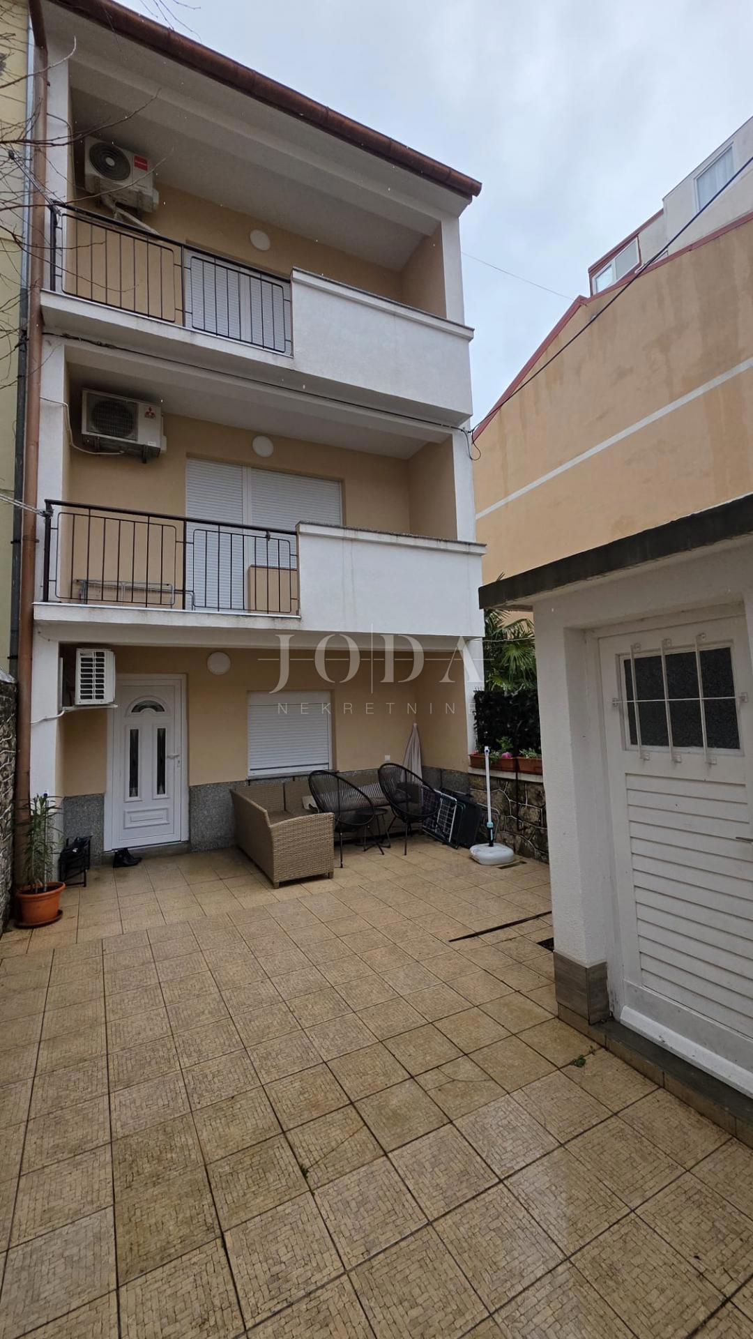 House For sale - Primorsko-goranska Crikvenica - foto 1/15