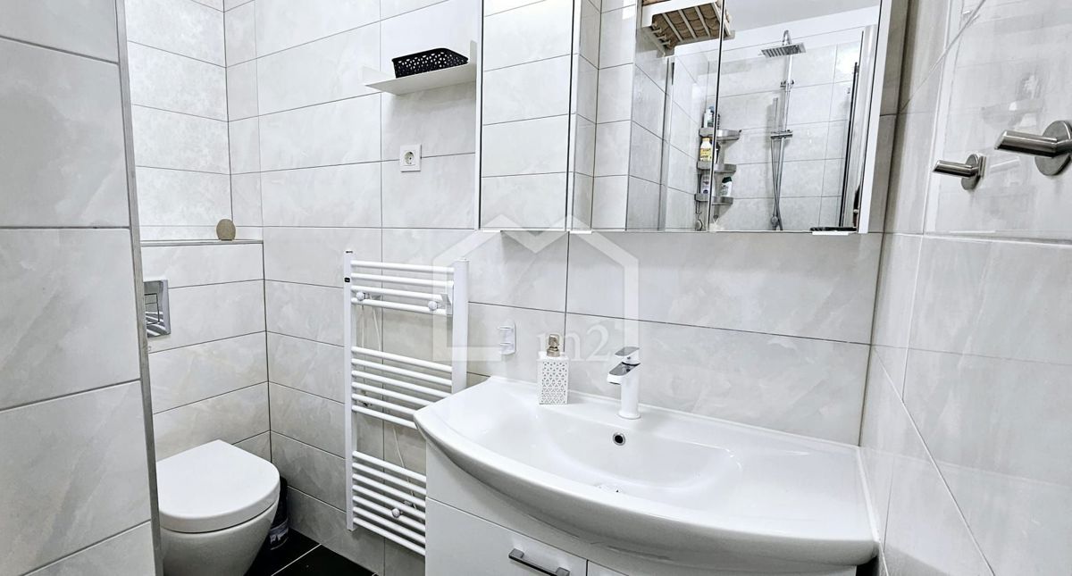 Apartma Za najem - SPLITSKO-DALMATINSKA PODSTRANA
