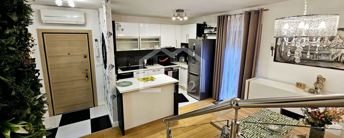 Apartma Za najem - SPLITSKO-DALMATINSKA PODSTRANA