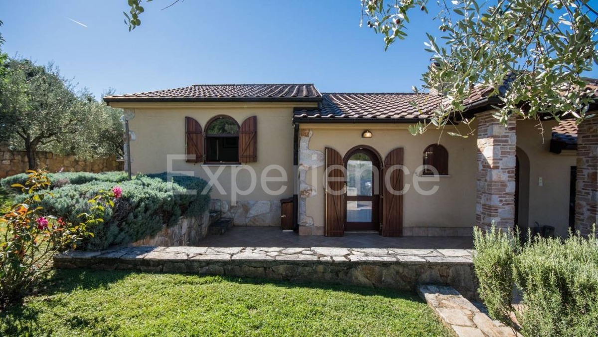 Casa In vendita - Istarska Poreč - foto 1/20