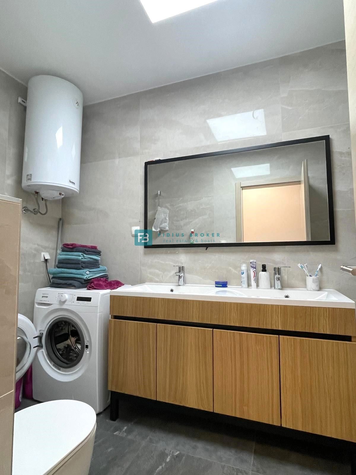 Flat For sale - ŠIBENSKO-KNINSKA VODICE