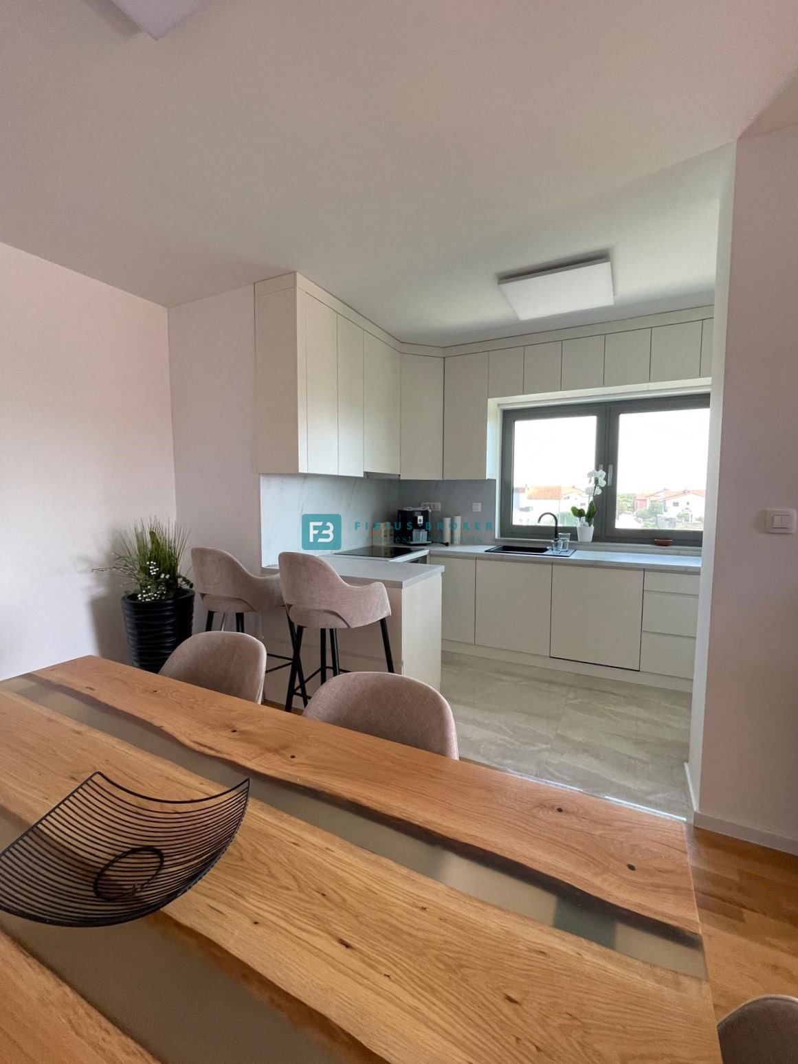 Flat For sale - ŠIBENSKO-KNINSKA VODICE