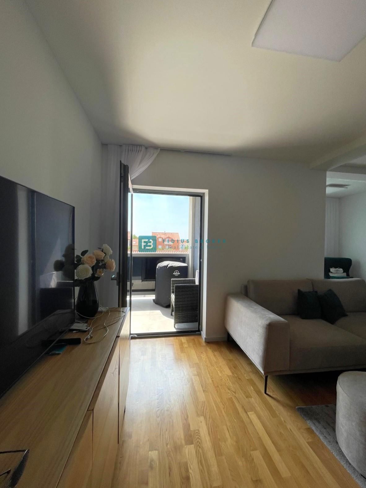 Flat For sale - ŠIBENSKO-KNINSKA VODICE
