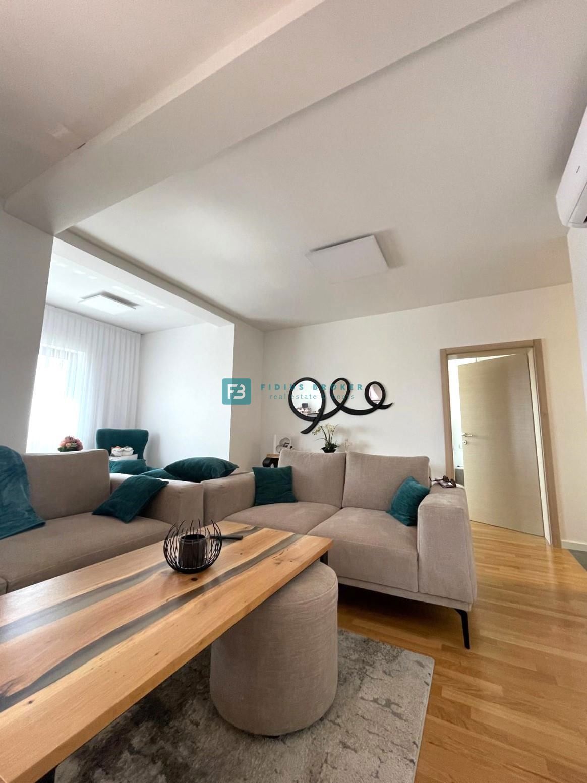 Flat For sale - ŠIBENSKO-KNINSKA VODICE