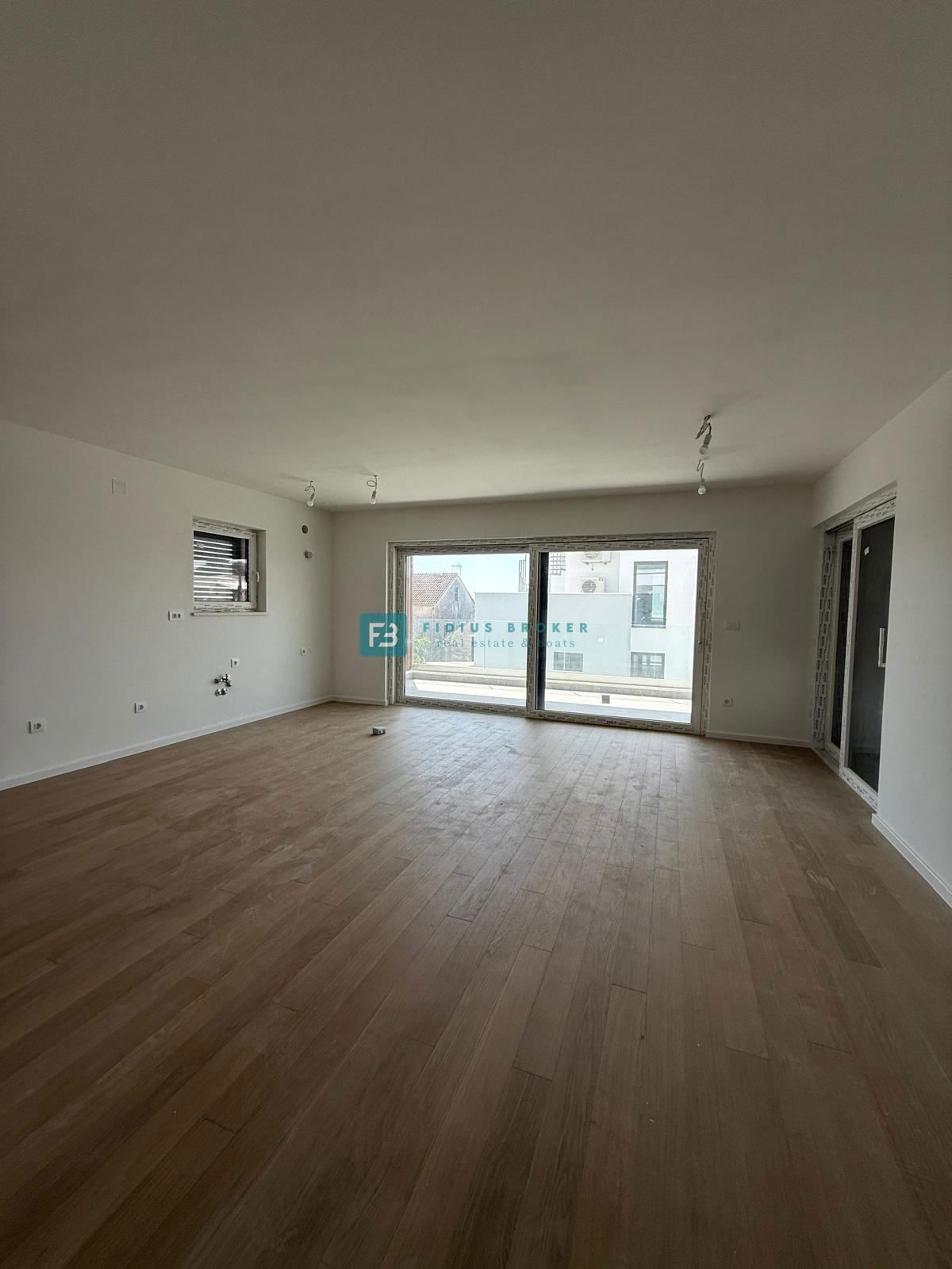 Flat For sale - ŠIBENSKO-KNINSKA VODICE