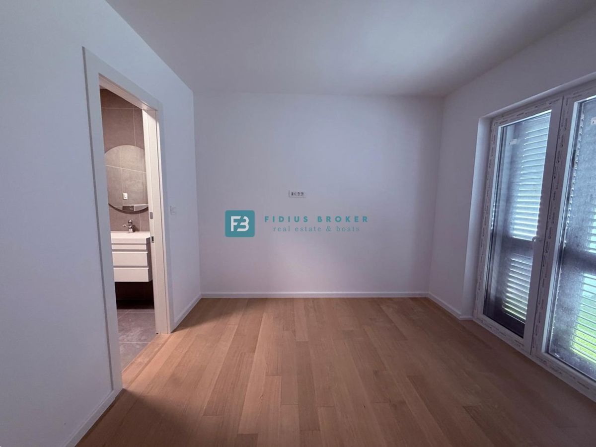 Flat For sale - ŠIBENSKO-KNINSKA VODICE