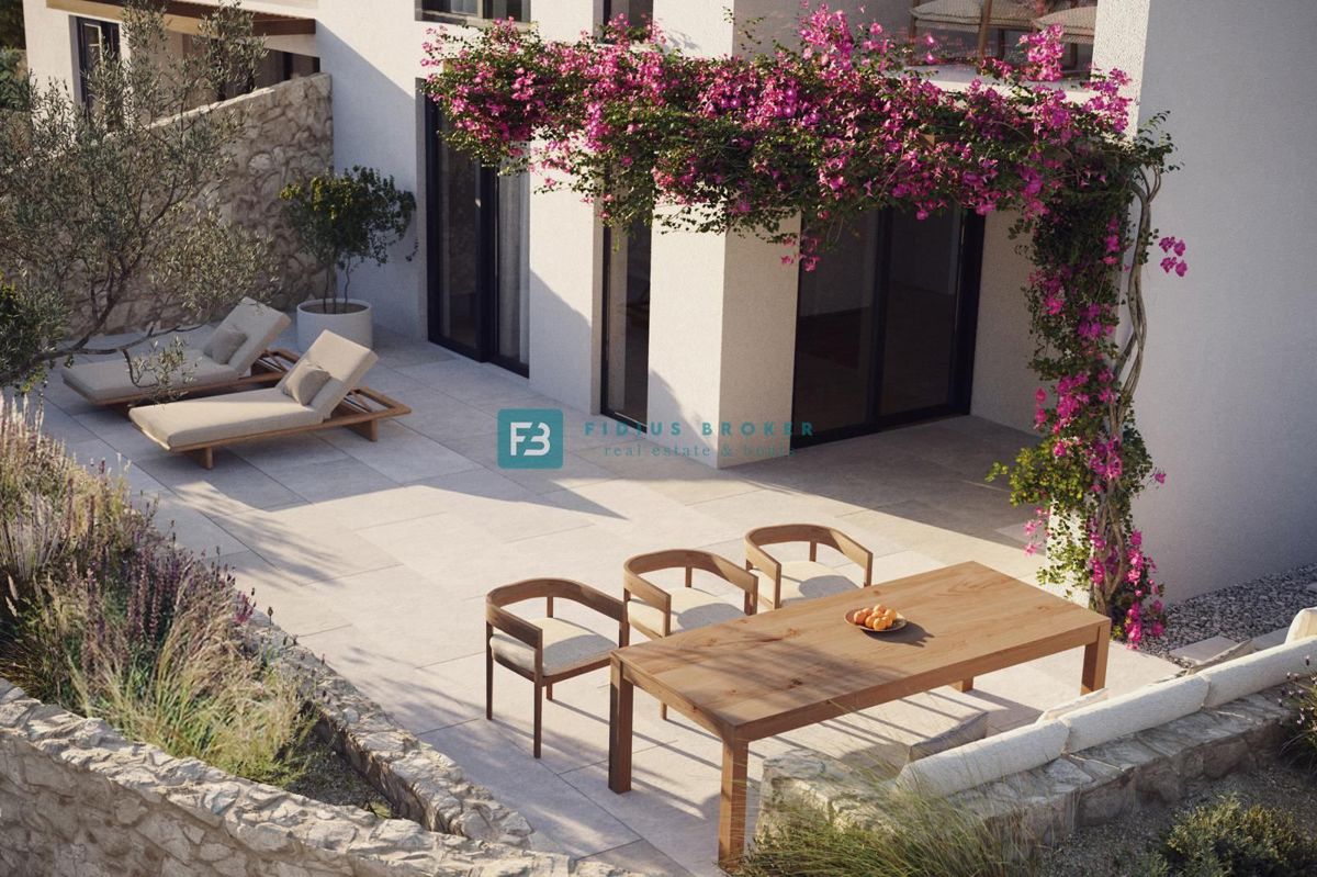 House For sale - ŠIBENSKO-KNINSKA VODICE