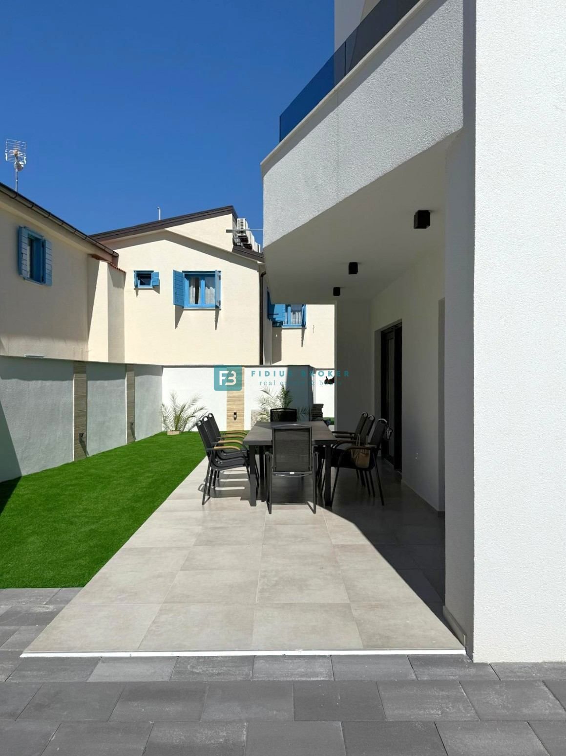 House For sale - ŠIBENSKO-KNINSKA VODICE