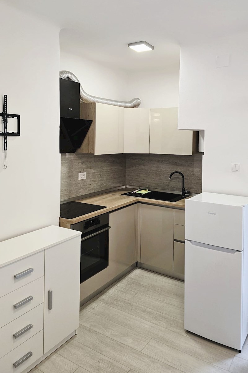 Appartamento Da affittare - SPLITSKO-DALMATINSKA SPLIT