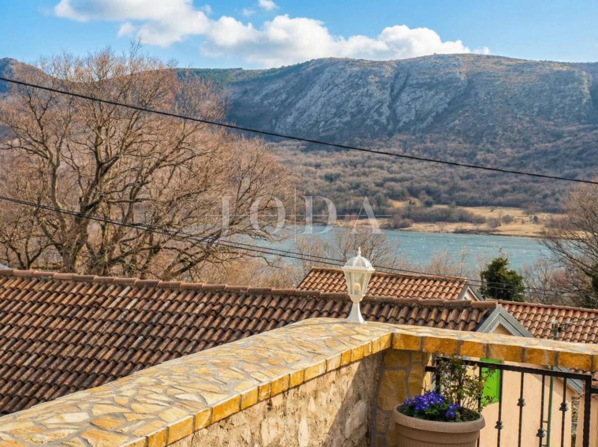 Kuća Na prodaju - PRIMORSKO-GORANSKA VINODOLSKA OPĆINA