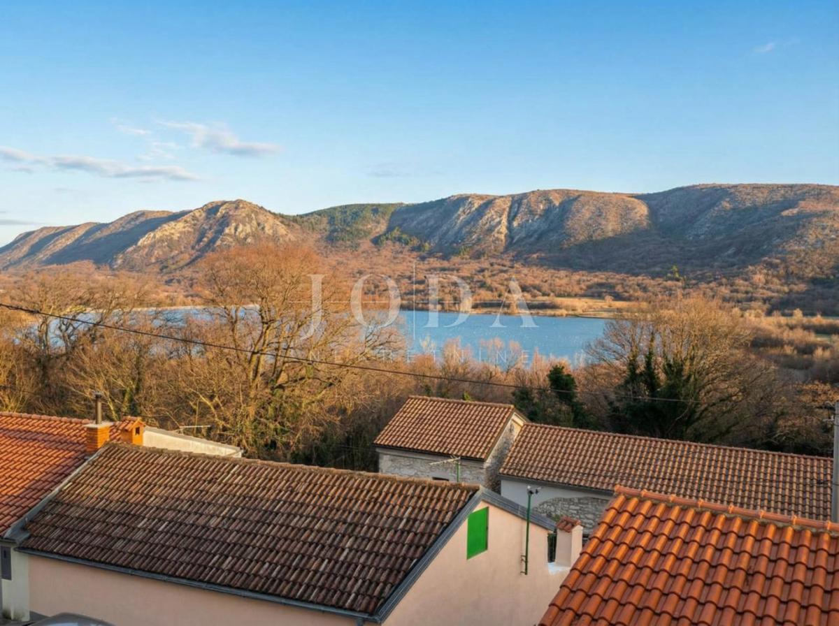 Kuća Na prodaju - PRIMORSKO-GORANSKA VINODOLSKA OPĆINA
