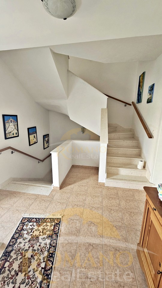 Casa In vendita - SPLITSKO-DALMATINSKA ČIOVO