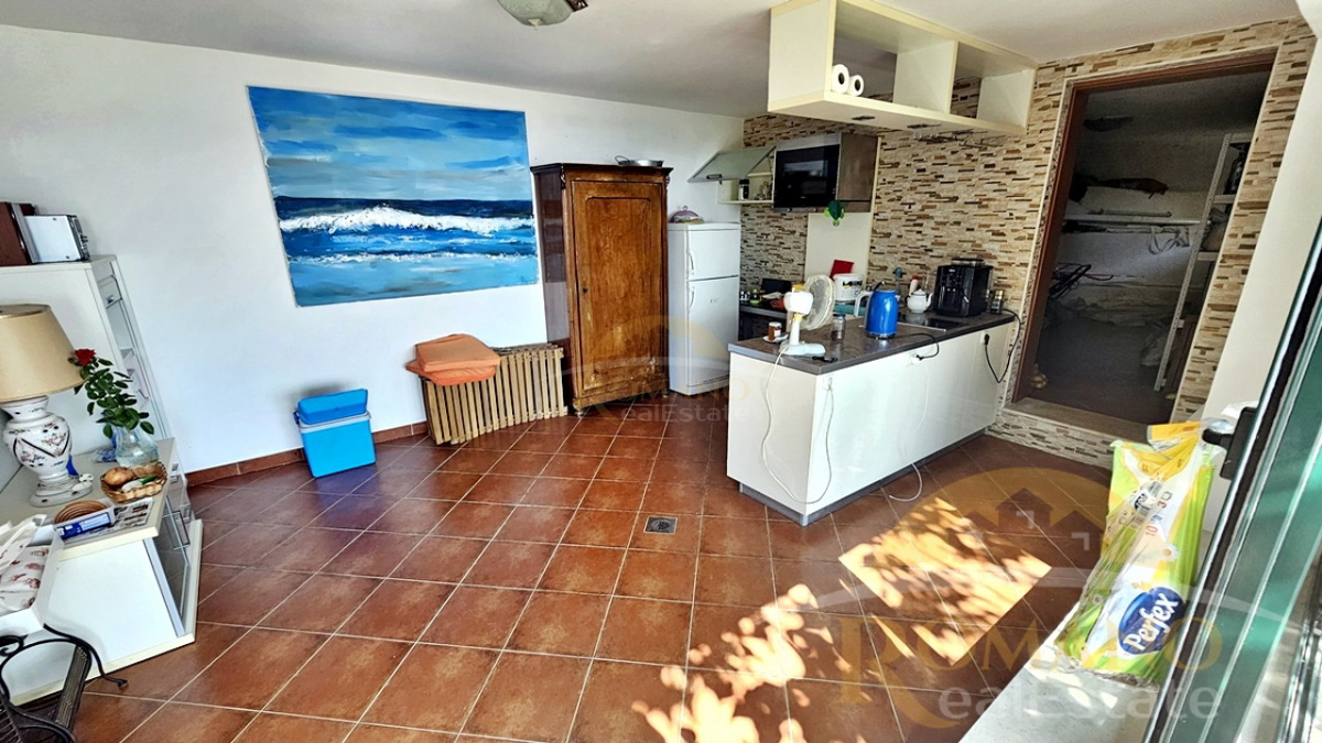 Casa In vendita - SPLITSKO-DALMATINSKA ČIOVO