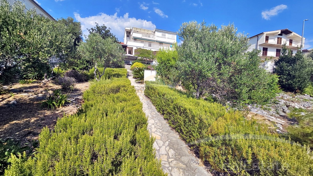 Casa In vendita - SPLITSKO-DALMATINSKA ČIOVO