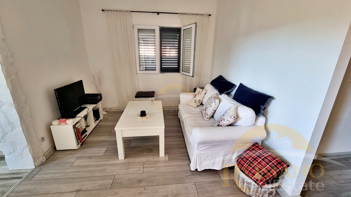 House For sale - SPLITSKO-DALMATINSKA SEGET