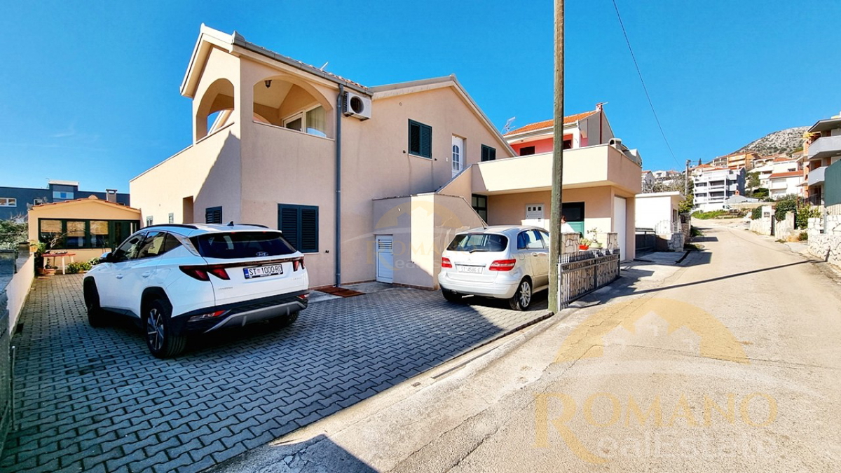 House For sale - SPLITSKO-DALMATINSKA SEGET
